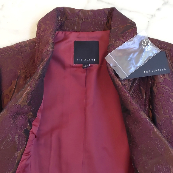NWT. The Limited Fully lined burgundy brown jacquard blazer with jeweled buttons - Picture 5 of 8